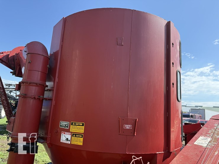 case-ih-1250-image-18