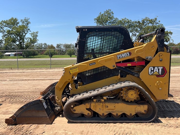 2022-caterpillar-259d3-image-1