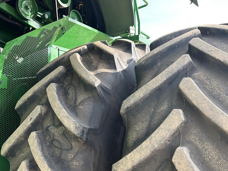 2021-john-deere-s790-image-70