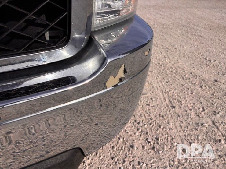 2012-chevrolet-3500-image-19