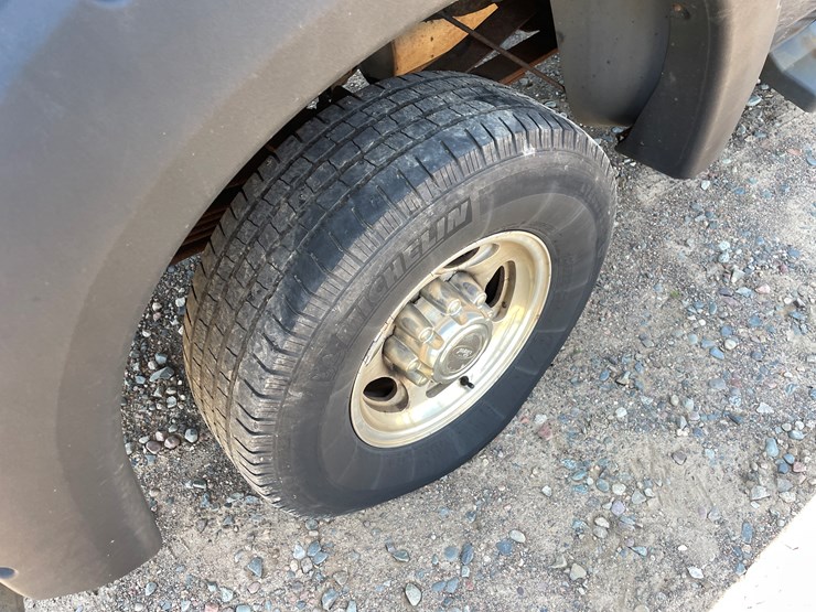 2004-ford-f250-image-17