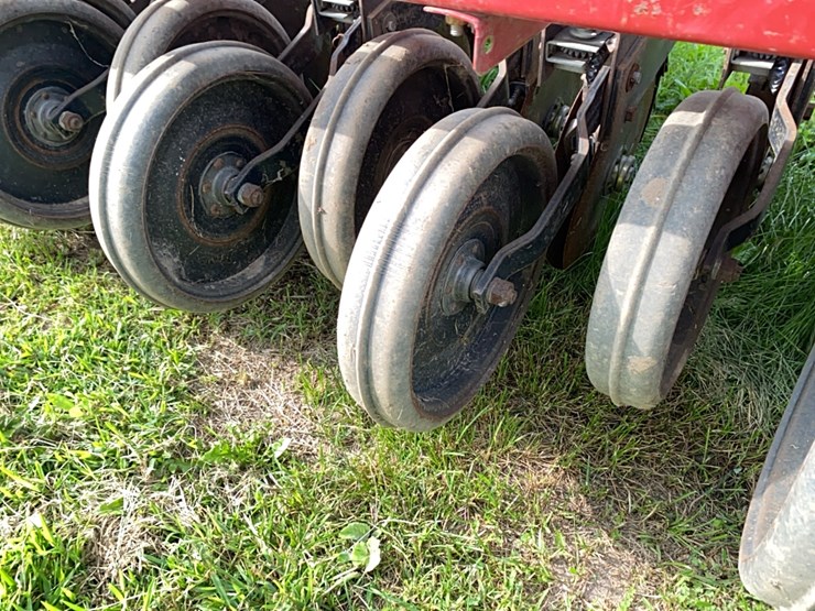 case-ih-5100-image-19
