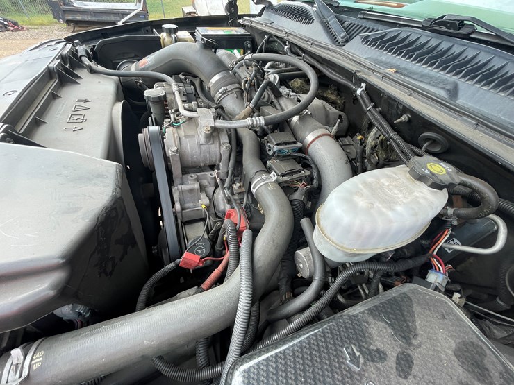 2003-chevrolet-silverado-2500-image-46