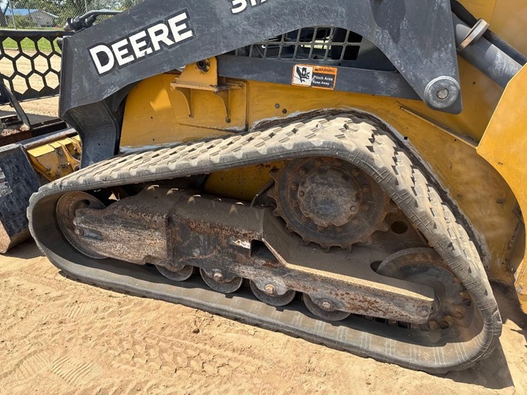 2018-deere-317g-image-9