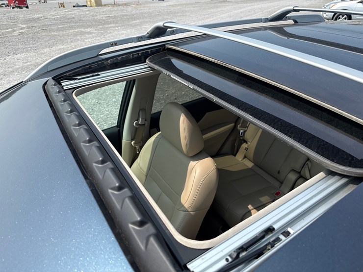 2015-nissan-rogue-sl-image-24