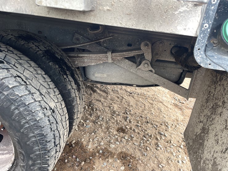 2011-ford-f350-image-12