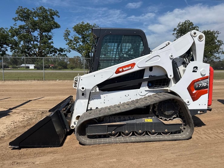 2023-bobcat-t770-image-1
