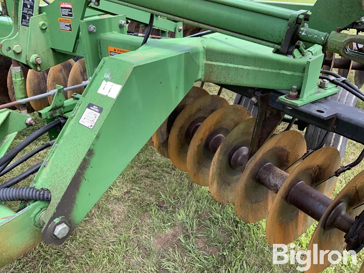john-deere-630-image-15