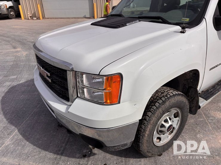 2012-gmc-sierra-2500-image-20