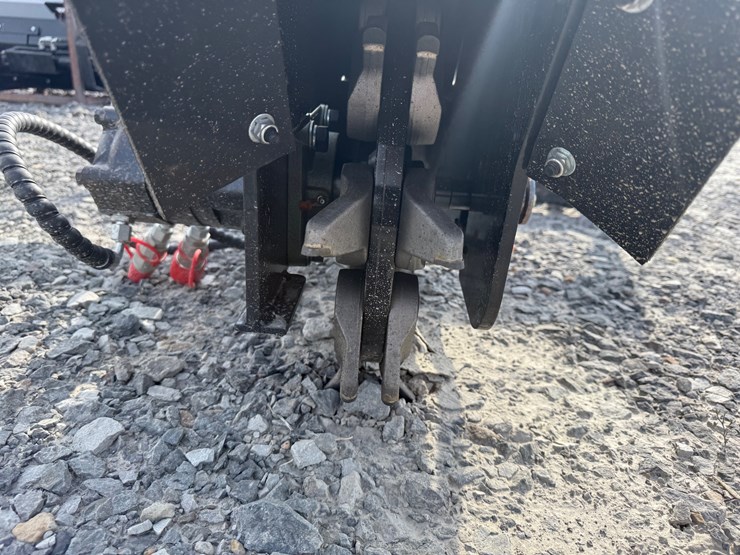 #2000-•-#26294-•-unused-giyi-skid-steer-stump-grinder-dszymj250763-image-5