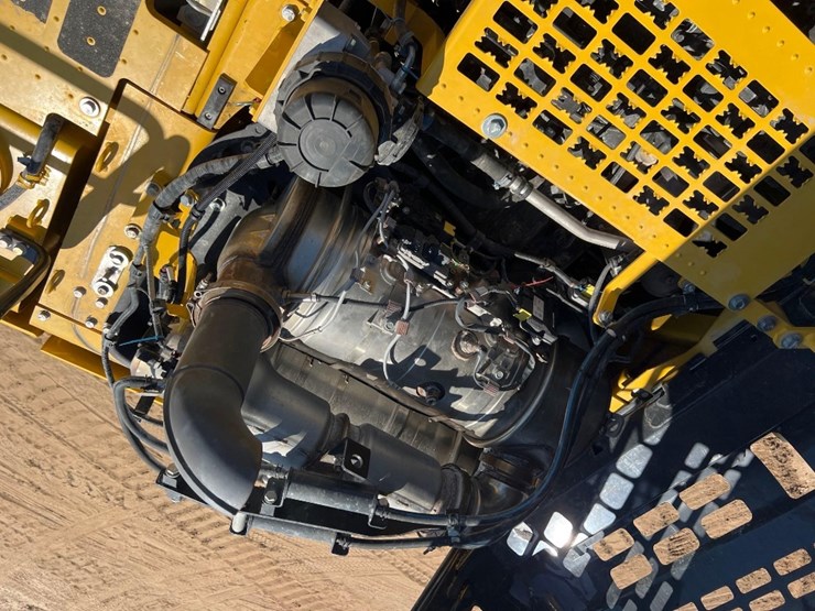 2023-komatsu-pc360-lc-11-image-35
