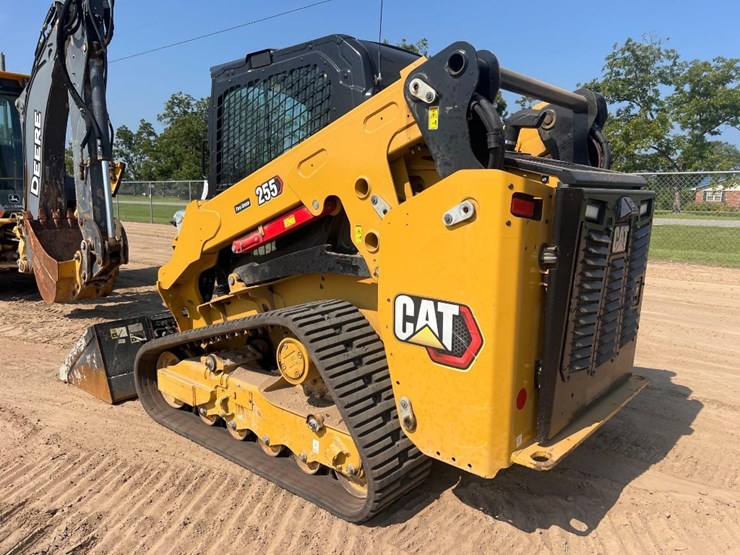 2024-caterpillar-255-skid-steer-image-2
