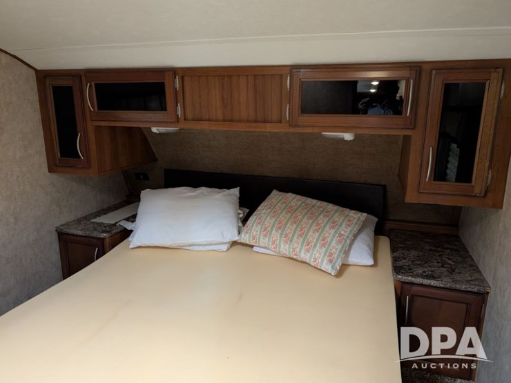 2015-crusader-lite-camper-(pz13846)-image-36