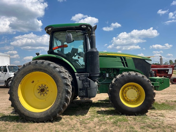 john-deere-7210r-image-5