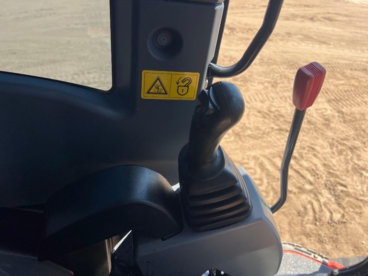 kubota-kx057-4-image-37