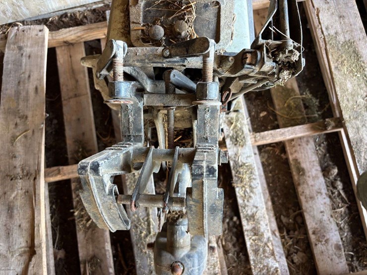 oliver-outboard-model-j-motor-image-11