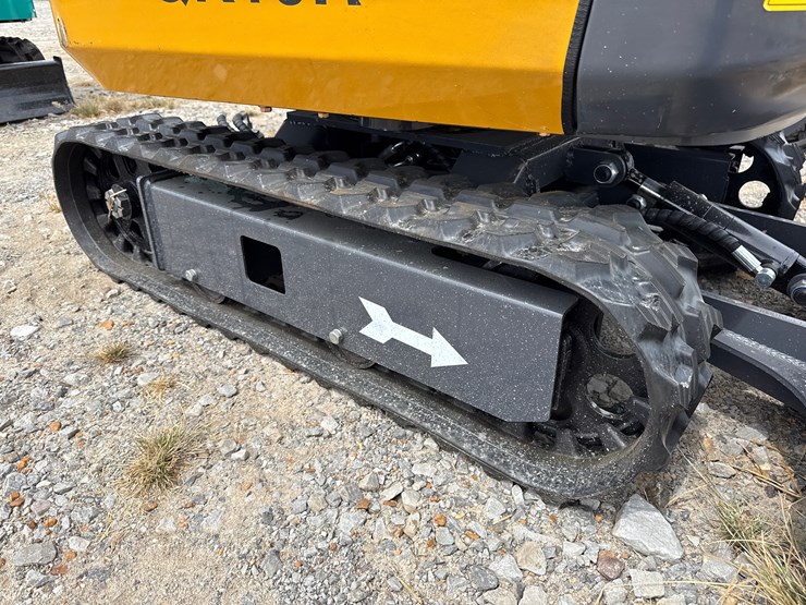 #220-•-#26493-•-unused-cfg-qk18r-mini-excavator-image-24