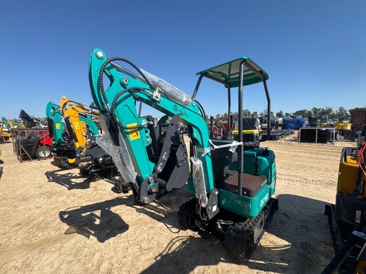 unused-cfg-qk16r-excavator-image-1