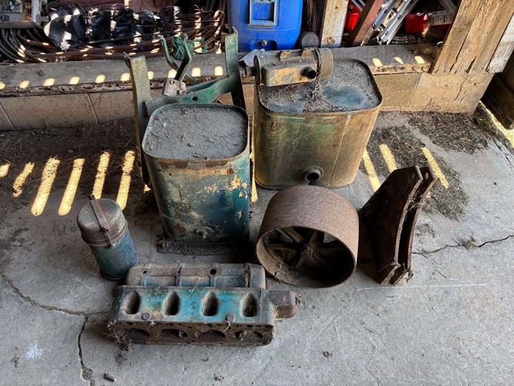 miscellaneous-oliver-tractor-parts-image-1