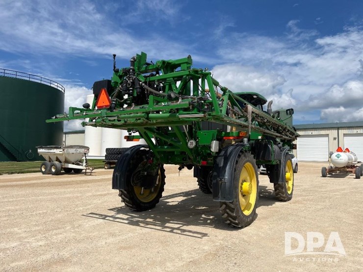2014-john-deere-r4038-image-13