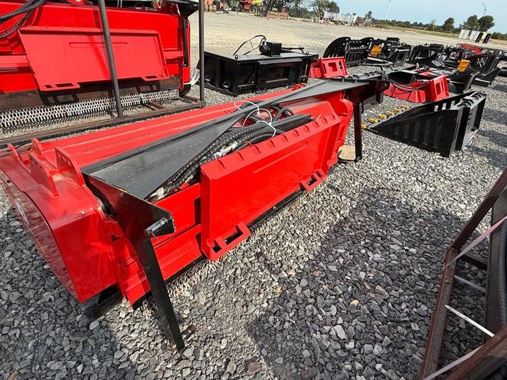 #2000-•-#26272-•-unused-giyi-72"-skid-steer-mulcher-thj72250703-image-12