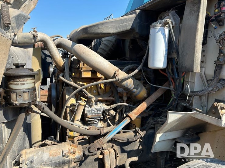 2006-ihc-9200i-van-truck-(cp0653,-unit-37745)-image-20