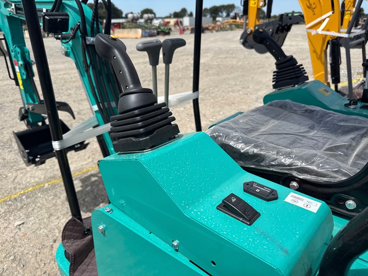 #220-•-#26482-•-unused-cfg-h15r-mini-excavator-h15r20250707w0123-image-20