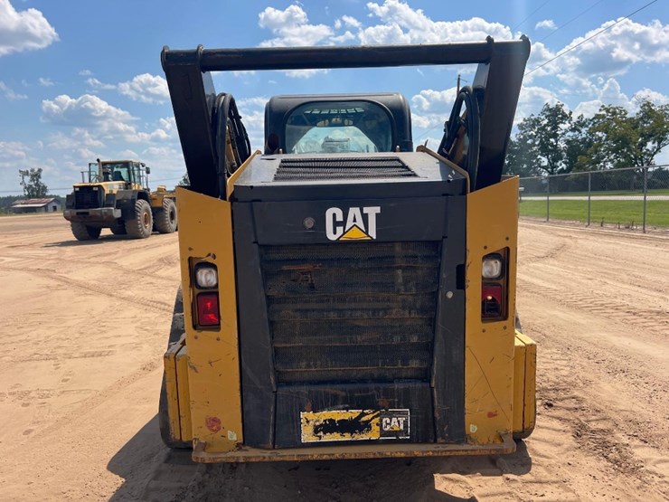 2015-caterpillar-299d-image-3