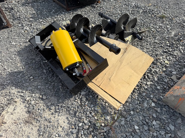 #2000-•-#26275-•-unused-giyi-skid-steer-auger-image-2