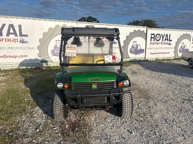 john-deere-gator-image-15