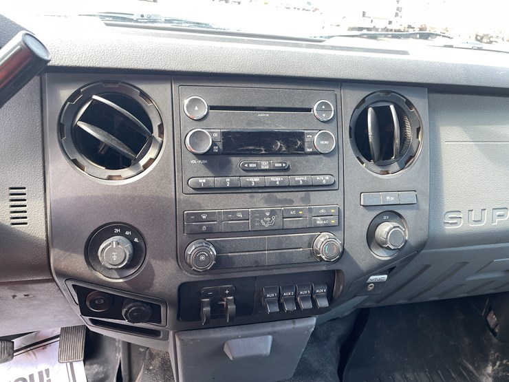 #2135-•-2015-ford-f350-pickup-truck-(has-mn-title)-image-20