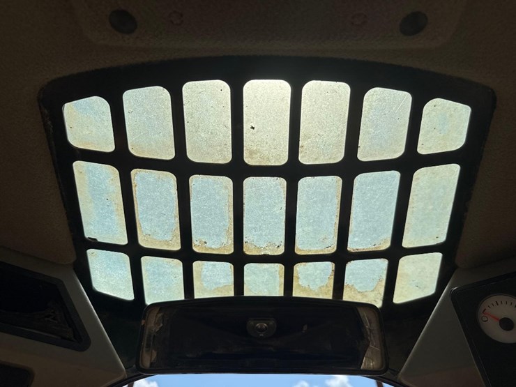 2018-caterpillar-279d-image-25