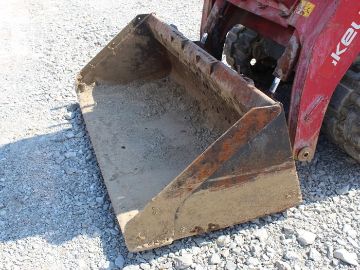 takeuchi-tl10v2-image-8