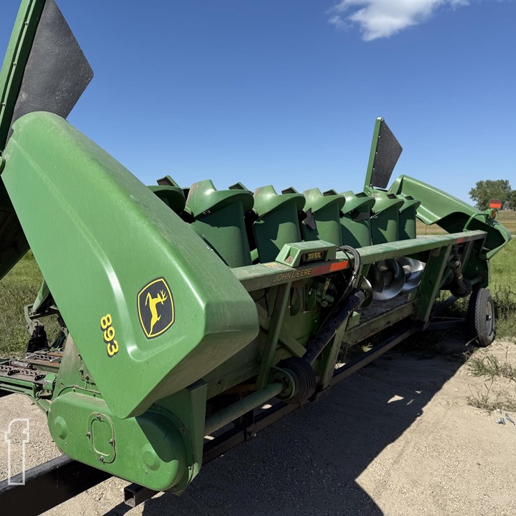 JOHN DEERE 893