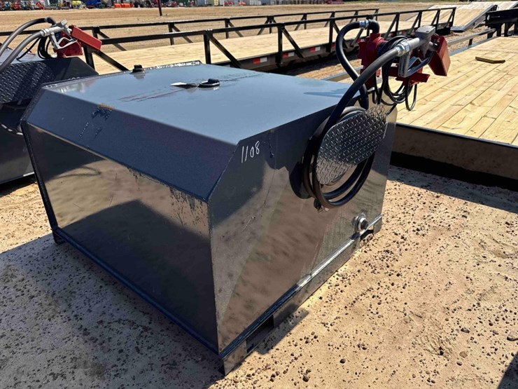 unused-x-star-750-gallon-fuel-tank-image-1