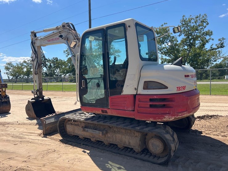 2016-takeuchi-tb290-image-2