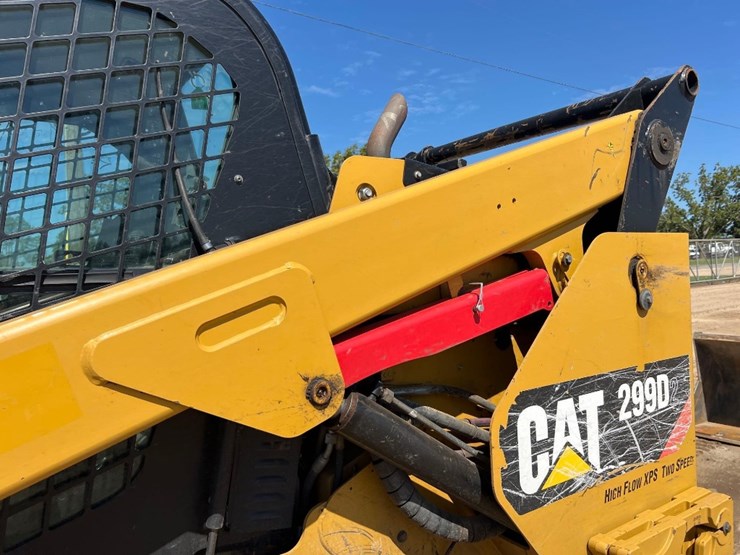 2018-caterpillar-299d2-image-20