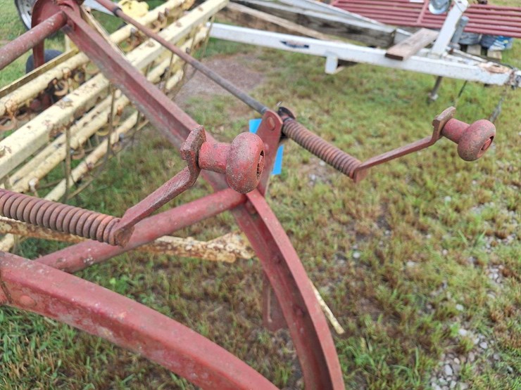 new-holland-256-image-5