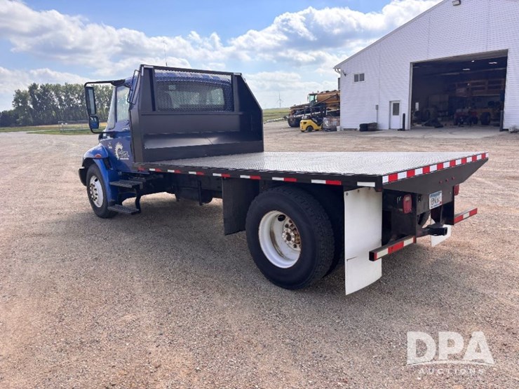 2006-international-durastar-4300-image-10