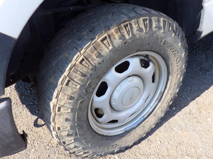 2010-ford-f150-image-13