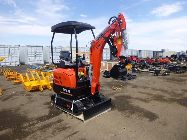 2025-tpm-16-hydraulic-excavator-image-2