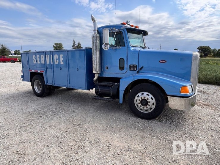 1988-peterbilt-377-image-7
