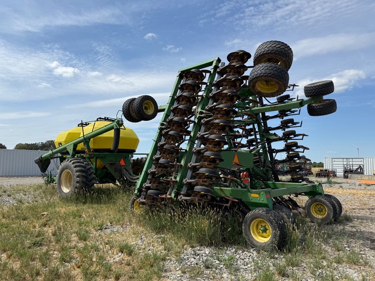 john-deere-1900-image-7