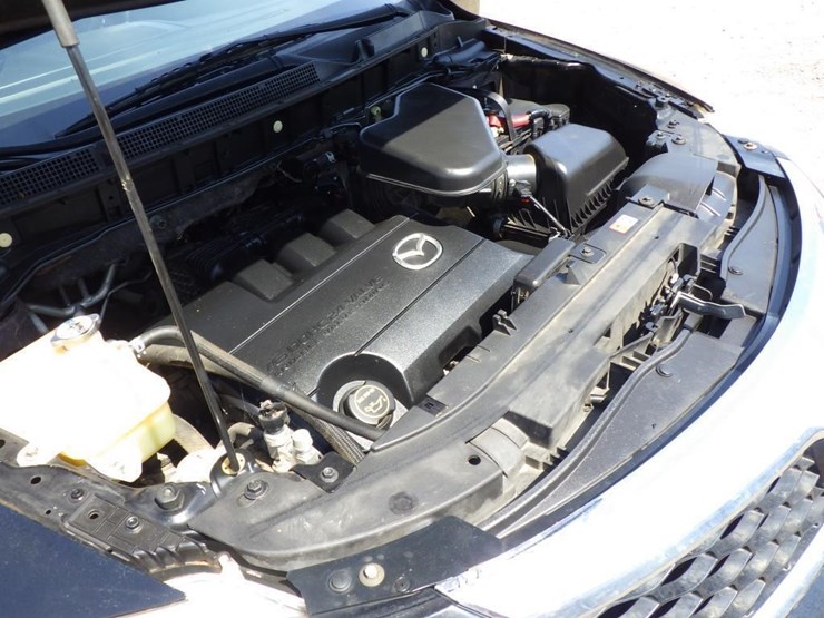 2011-mazda-cx9-image-11