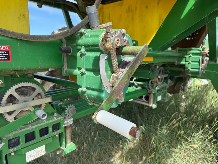john-deere-1900-image-26