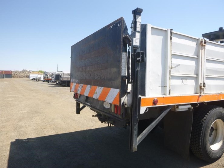 2010-international-durastar-4400-image-9