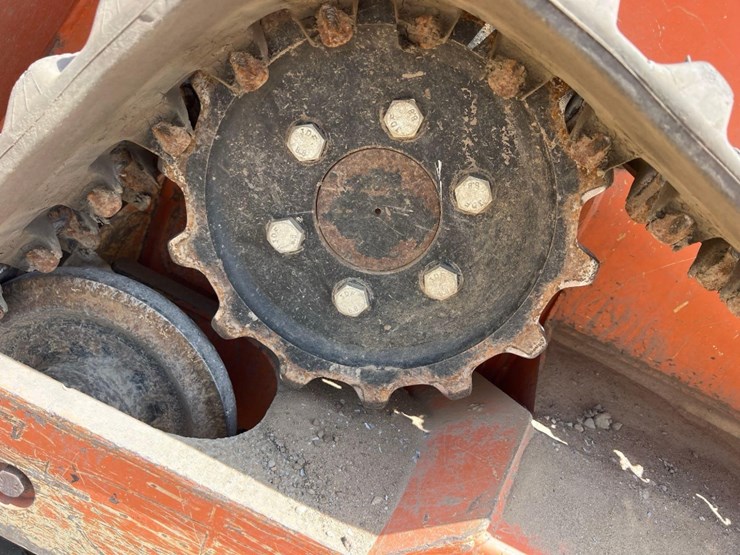 2019-gehl-rt105-image-17
