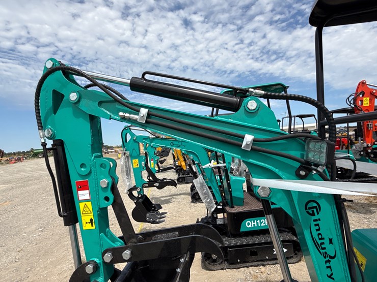 #220-•-#26491-•-unused-cfg-h15r-mini-excavator-h15r20250706b8020-image-15