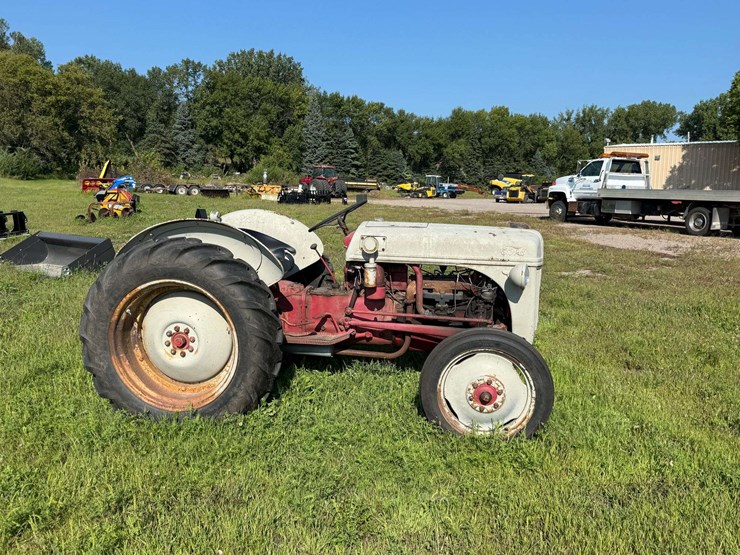 ford-8n-image-5