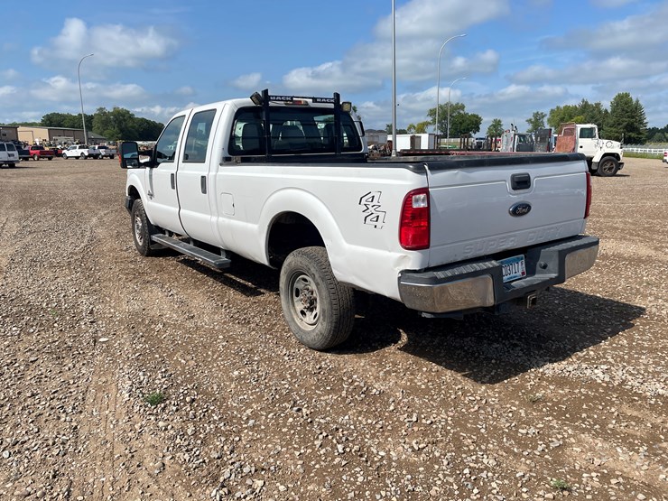 #2135-•-2015-ford-f350-pickup-truck-(has-mn-title)-image-3